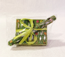 Load image into Gallery viewer, Glamour Pad & Pen Set