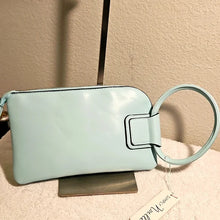 Load image into Gallery viewer, Ring Wristlet Purse - Blue
