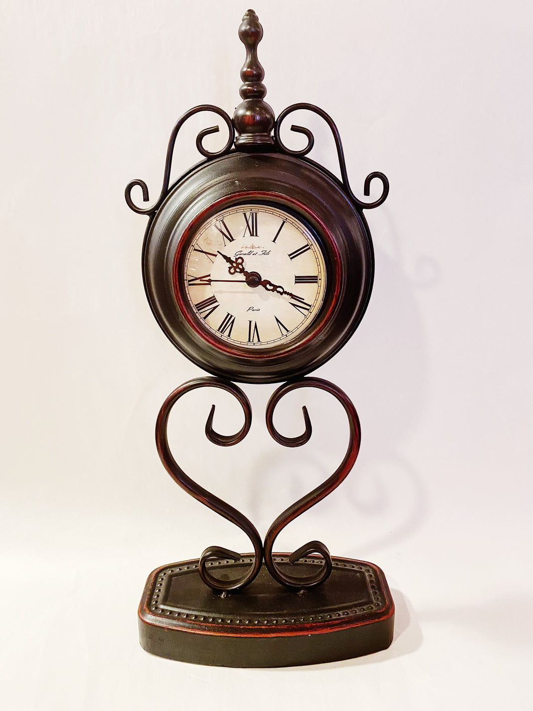 Small Heart Clock