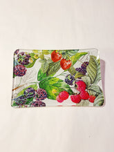 Load image into Gallery viewer, Berry Patch Soap Dish
